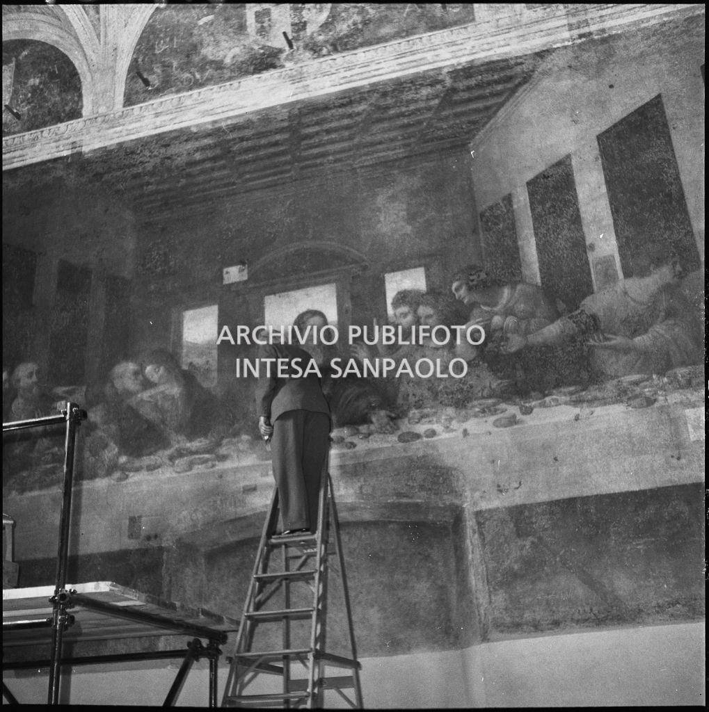 Il restauratore Mauro Pelliccioli al lavoro sul Cenacolo di Leonardo da Vinci<br>215821