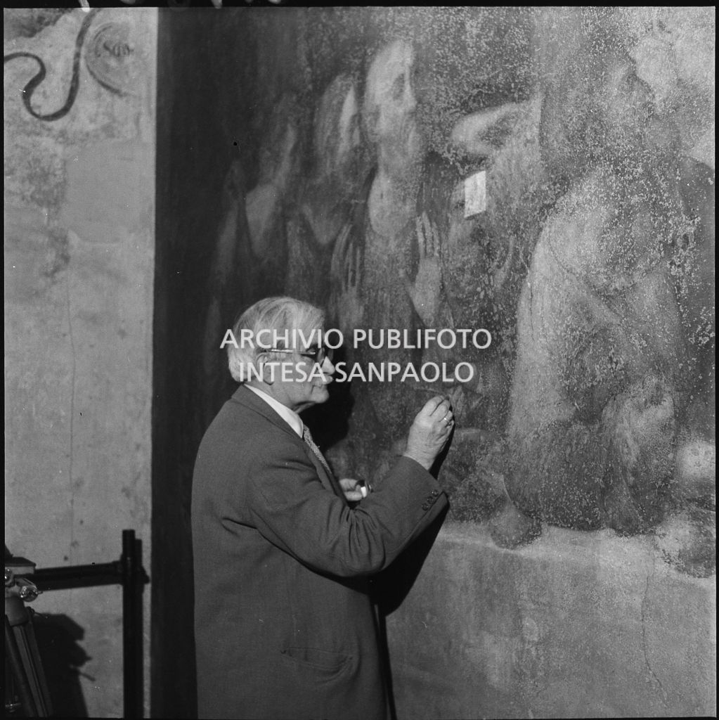 Il restauratore Mauro Pelliccioli al lavoro sul Cenacolo di Leonardo da Vinci<br>215828