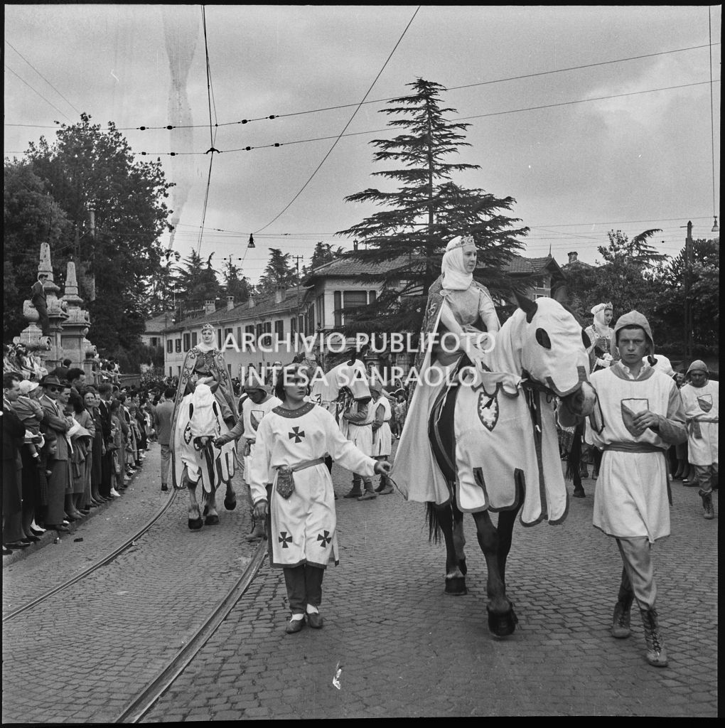 Momento della rievocazione storica durante la sagra del Carroccio di Legnano<br>215874