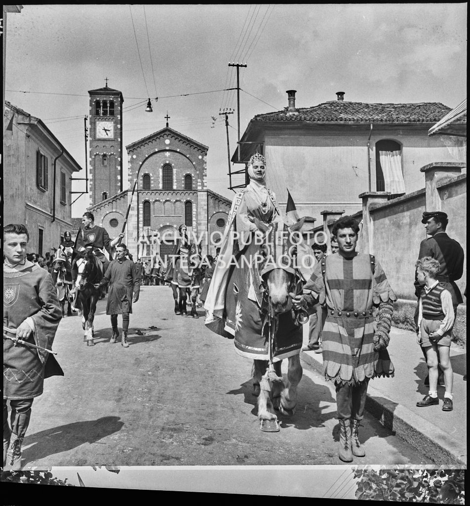 Momento della rievocazione storica durante la sagra del Carroccio di Legnano<br>215877