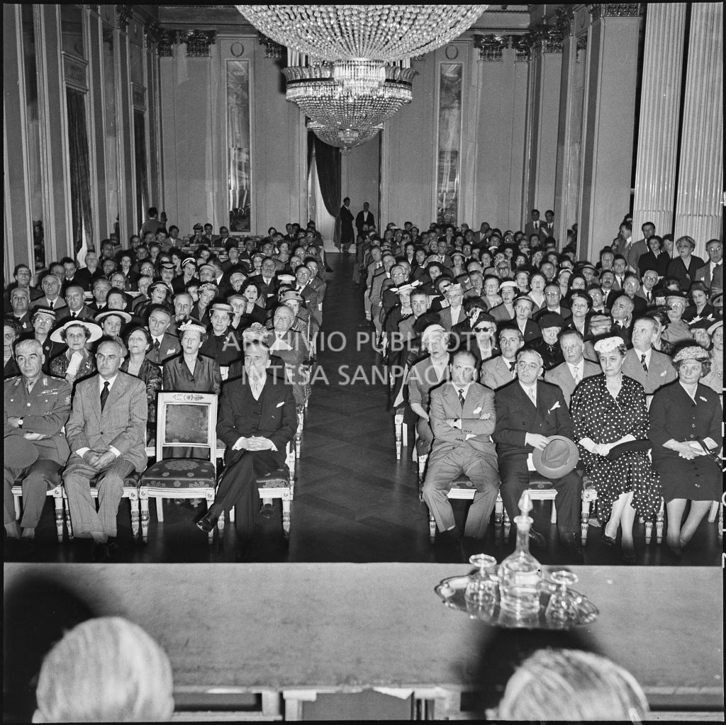 Inaugurazione della Biblioteca Livia Simoni, presso il Museo del Teatro alla Scala di Milano, istituita grazie alla donazione di Renato Simoni, svoltasi nel foyer del Teatro<br>215889