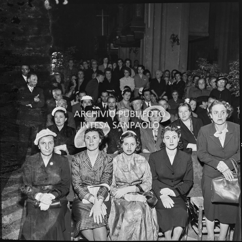 Invitati al matrimonio del dott. Giuseppe Pirovano nella chiesa di San Marco a Milano<br>215923