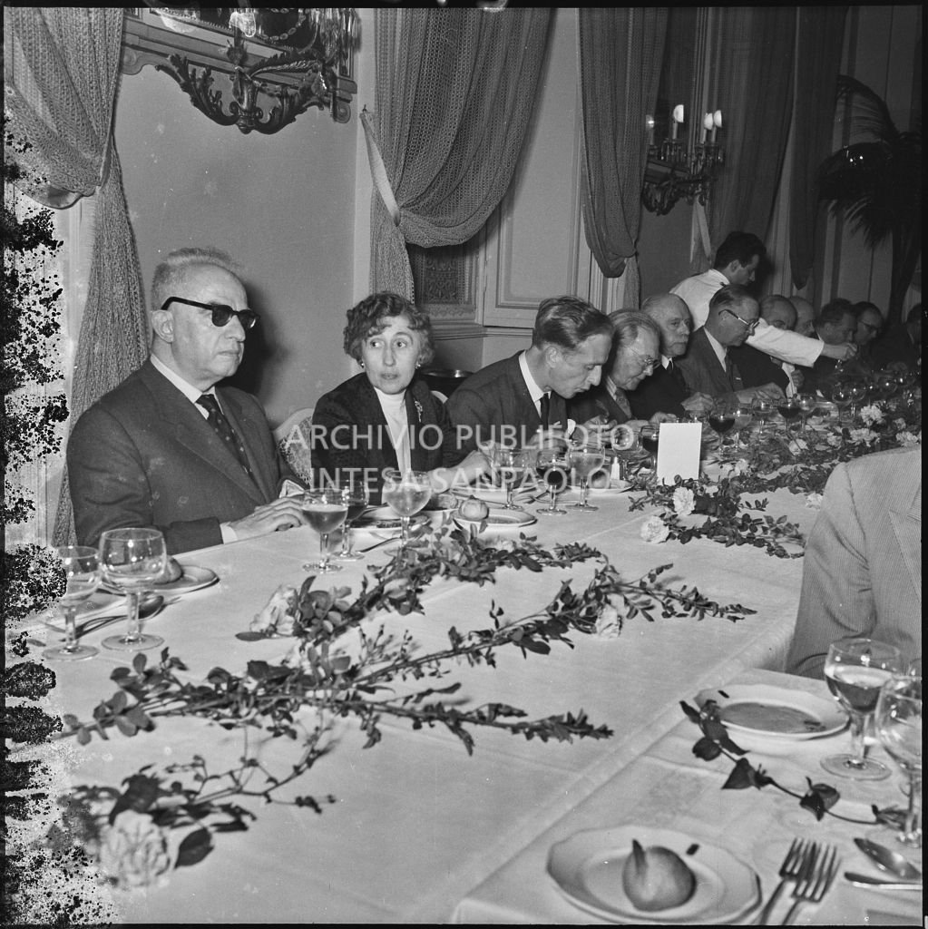 Banchetto organizzato dal Centro Nazionale di Prevenzione e Difesa Sociale in occasione del Convegno Internazionale sulla Riforma dell'Arbitrato<br>216073