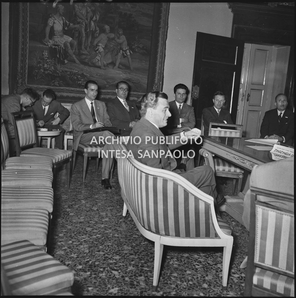 Convegno Internazionale sulla Riforma dell'Arbitrato organizzato dal Centro Nazionale di Prevenzione e Difesa Sociale al Circolo della Stampa di Milano<br>216996