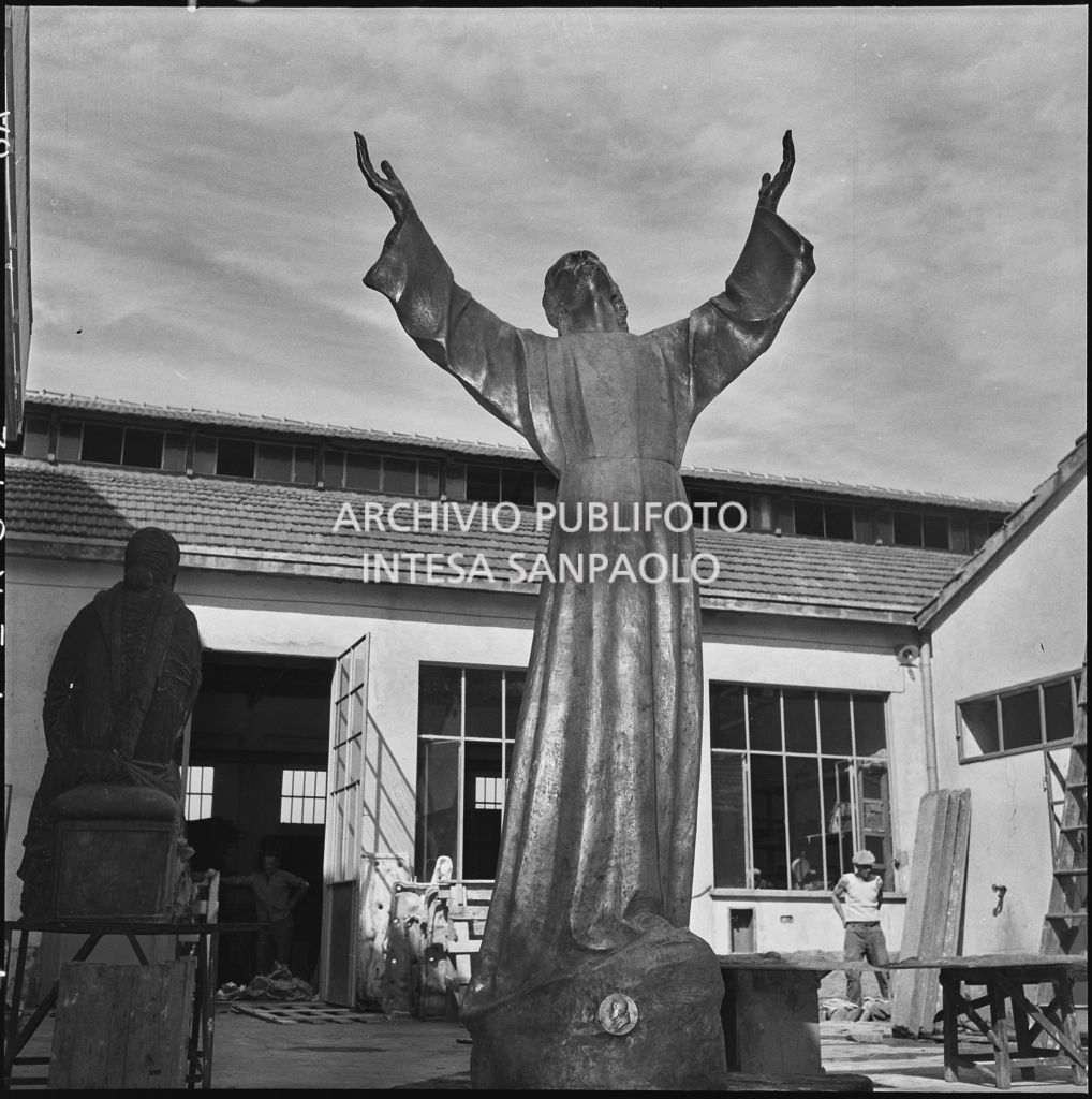 La statua bronzea Cristo degli Abissi realizzata dall'artista Guido Galletti presso la Fonderia Artistica Battaglia di Milano<br>217021