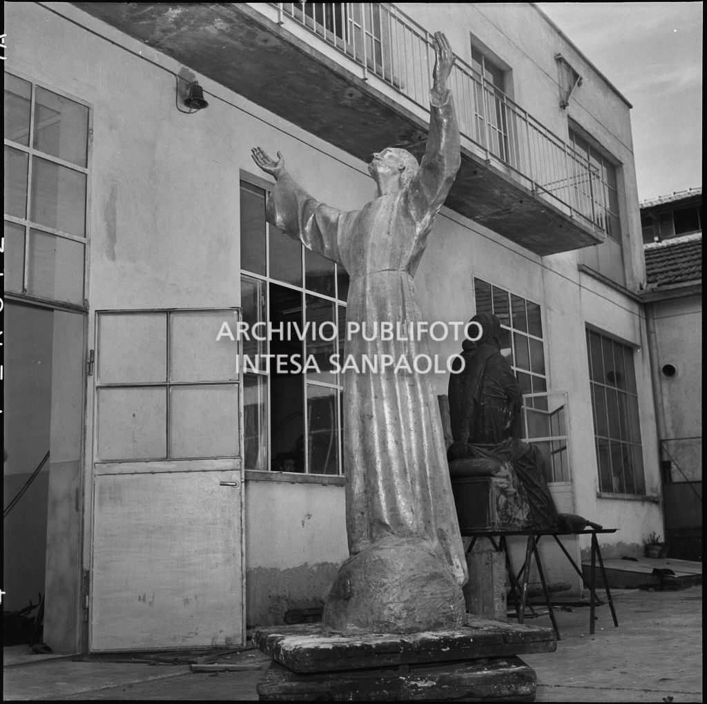 La statua bronzea Cristo degli Abissi realizzata dall'artista Guido Galletti presso la Fonderia Artistica Battaglia di Milano<br>217026
