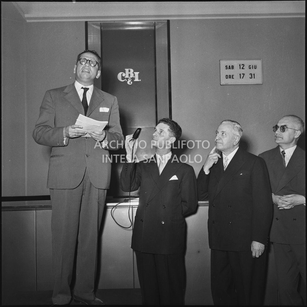 Discorso in occasione dell'inaugurazione della nuova sede della Banca Popolare Commercio e Industria in via Moscova 33 a Milano<br>217407