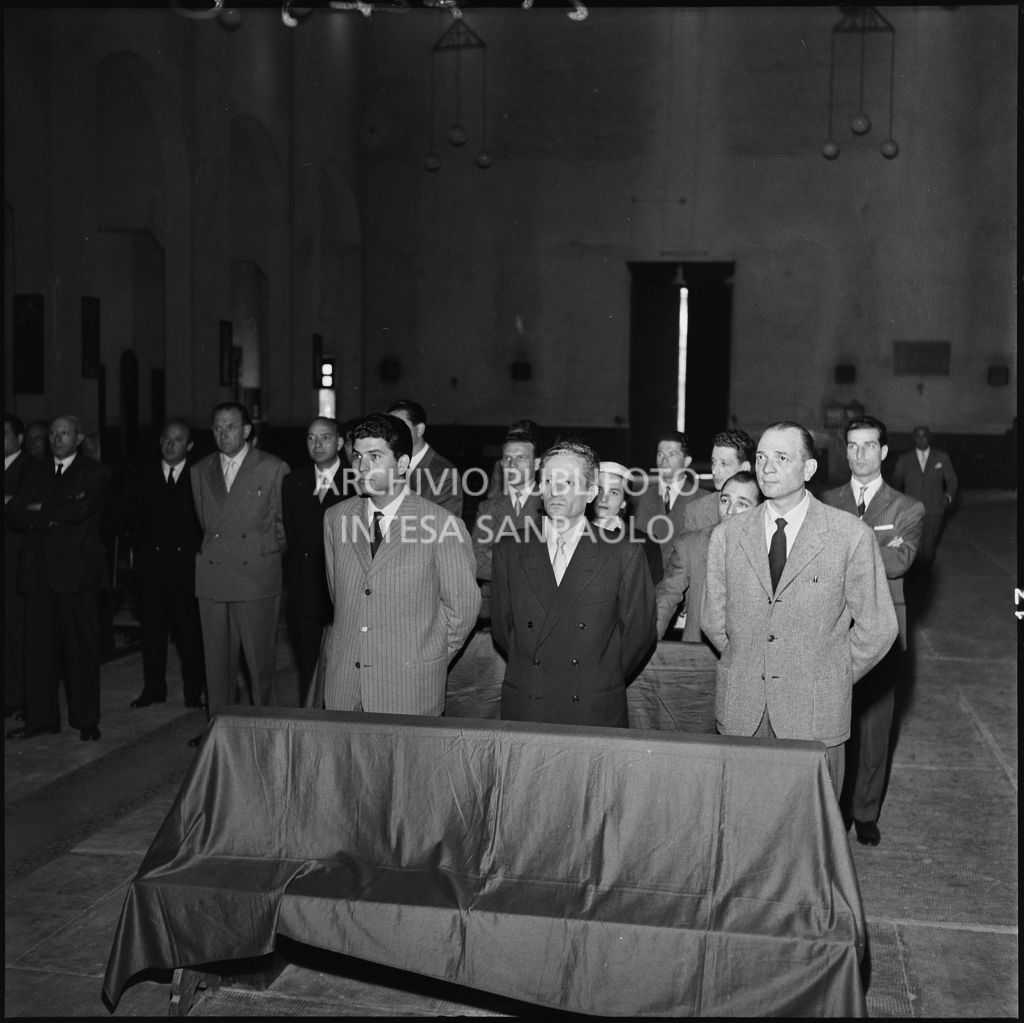 Vista sugli invitati del matrimonio del dottor Reale durante la cerimonia nuziale<br>217450