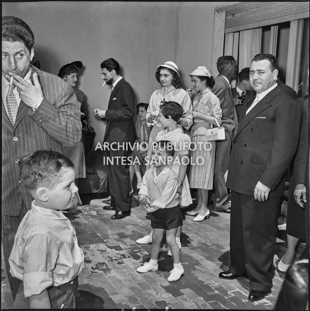 Ricevimento del matrimonio del dottor Della Croce celebrato nella Chiesa di San Protaso in via Osoppo a Milano<br>217457
