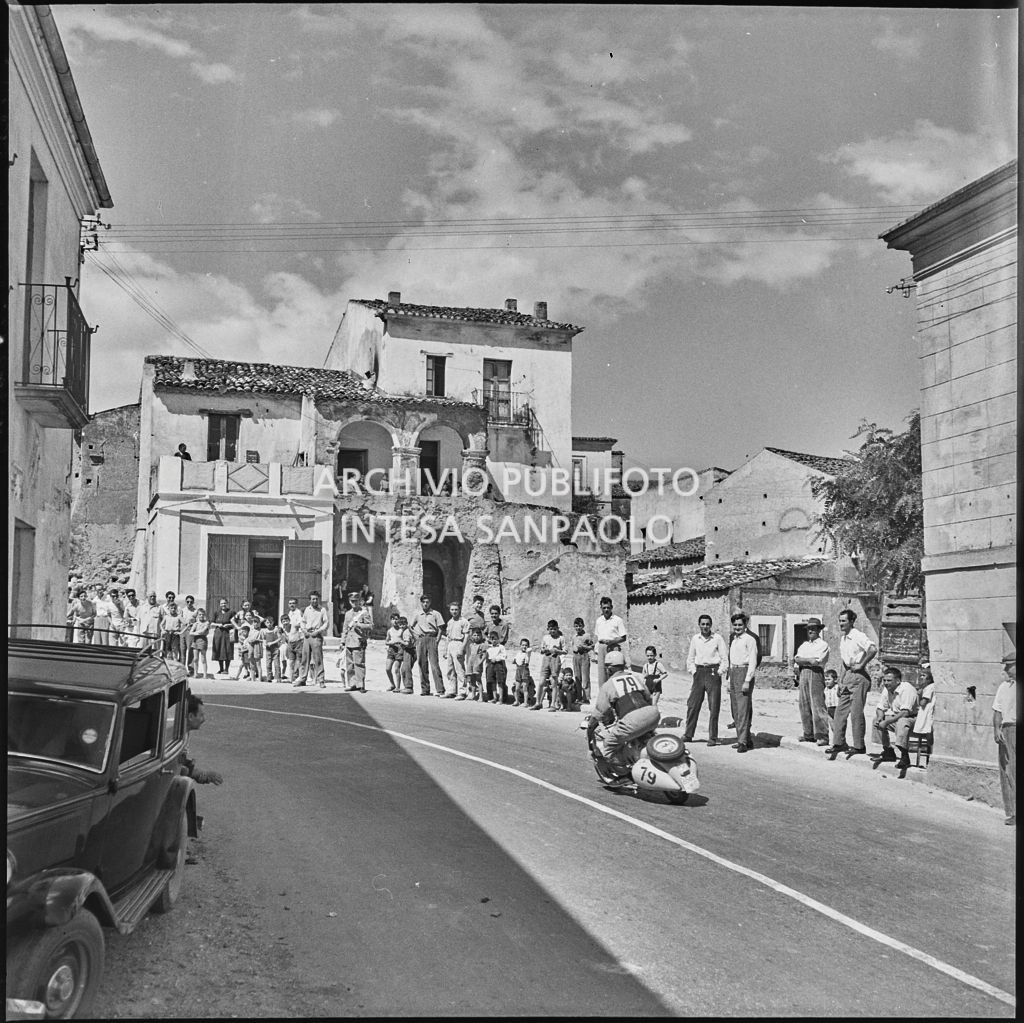 Un momento del 2° Giro Vespistico dei Tre Mari<br>221669