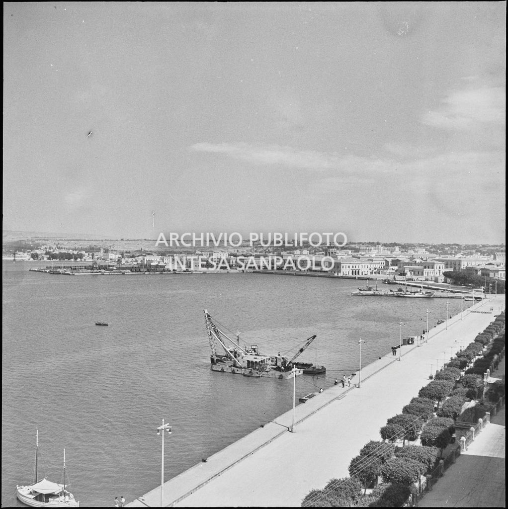 Vista sul lungomare di Siracusa<br>221886