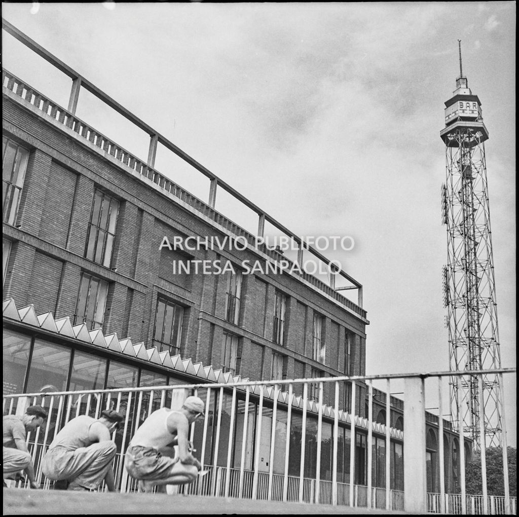Lavori alla Triennale di Milano<br>221909