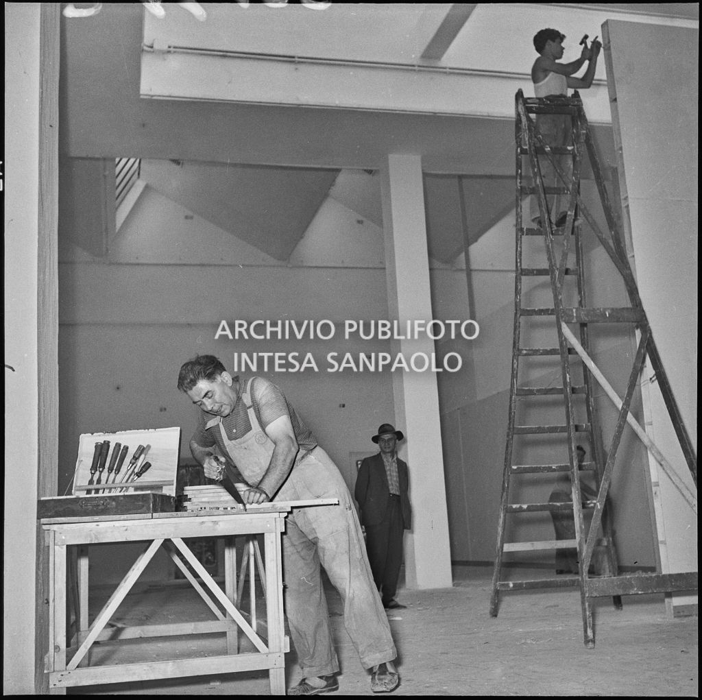 Lavori alla Triennale di Milano<br>221912