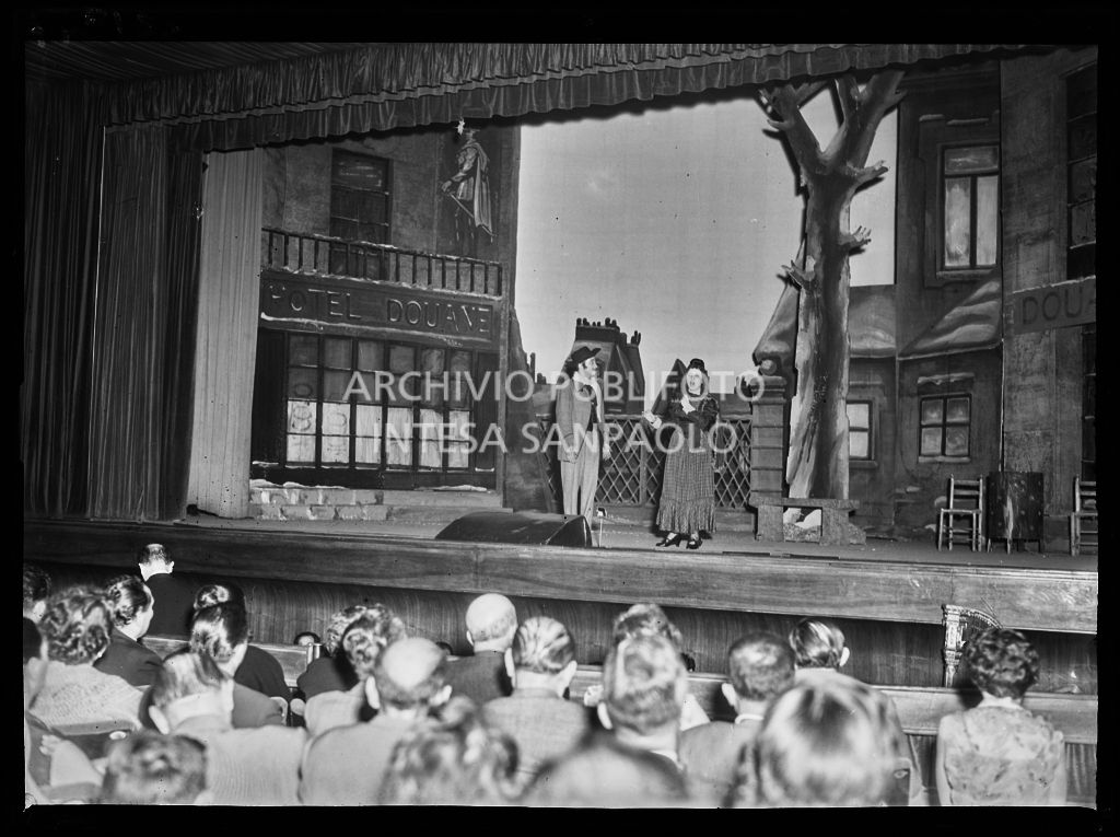 Un momento della rappresentazione de La Bohème di Giacomo Puccini al Teatro Nuovo di Milano<br>221947