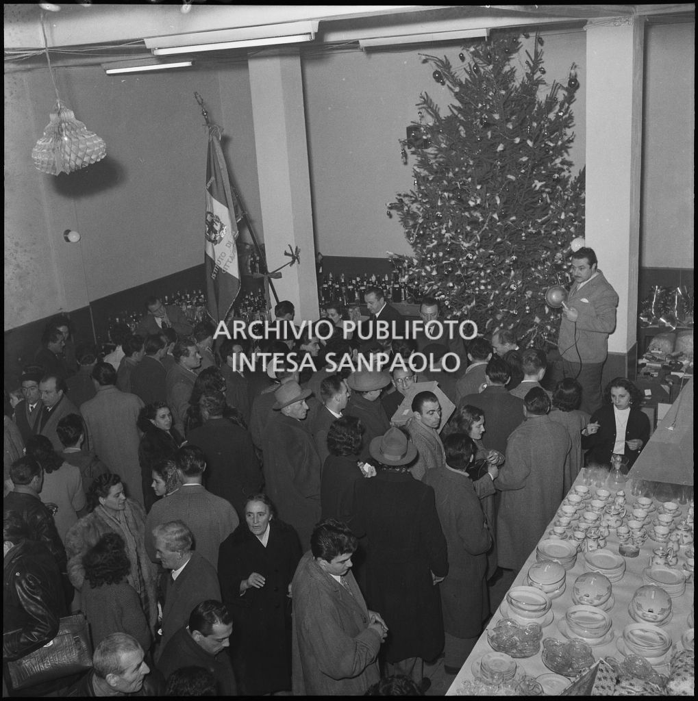 Festa dell'Istituto di vigilanza Metronotte organizzato al CRAL di via Tommaso Salvini a Milano<br>240233