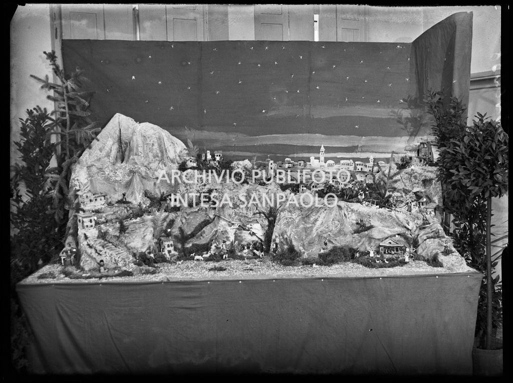 Presepe allestito presso la caserma della Guardia di Finanza di via Melchiorre Gioia a Milano<br>240238