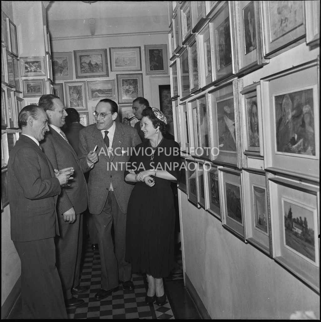 Ricevimento dopo il battesimo della nipote di Dino Villani (secondo da sinistra)<br>240389