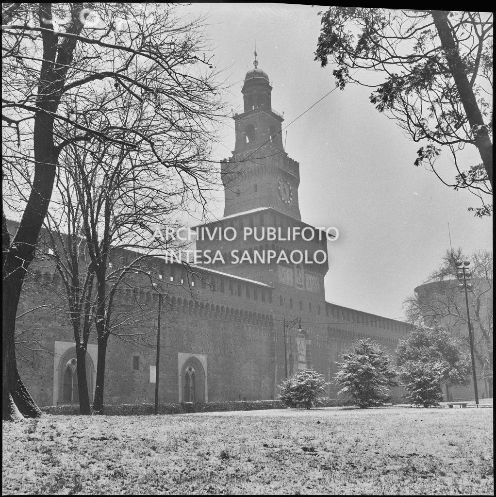 La Torre del Filarete del Castello Sforzesco di Milano<br>240412