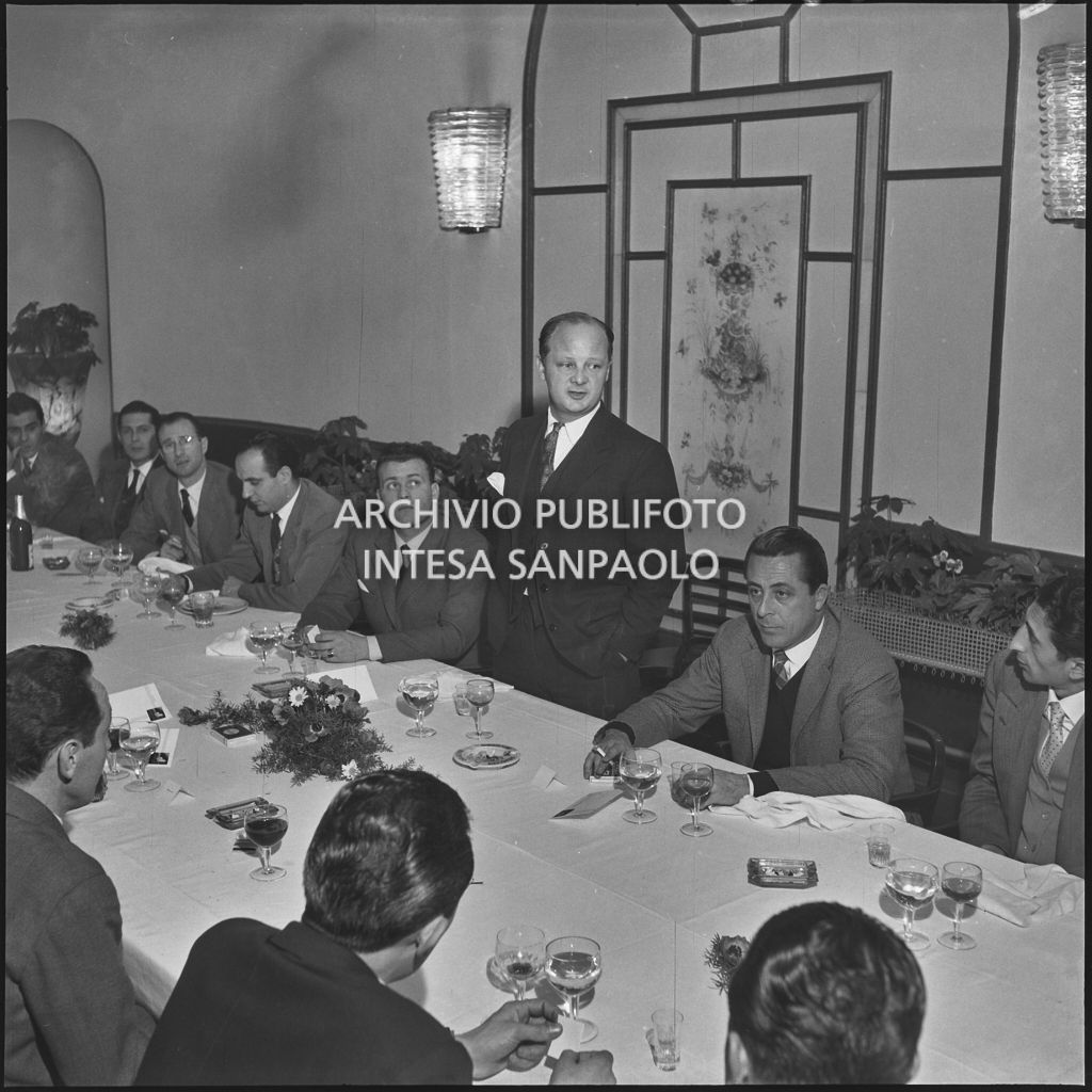 Un momento del banchetto organizzato dalla Atkinson al ristorante Giannino di Milano<br>240433