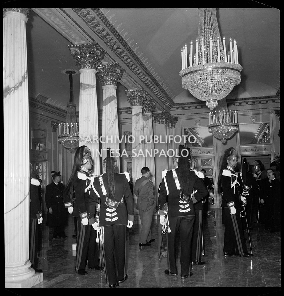 Inaugurazione della stagione lirica 1955-1956 del Teatro alla Scala con l'opera "Norma" di Vincenzo Bellini, diretta da Antonino Votto con la regia di Margherita Wallmann