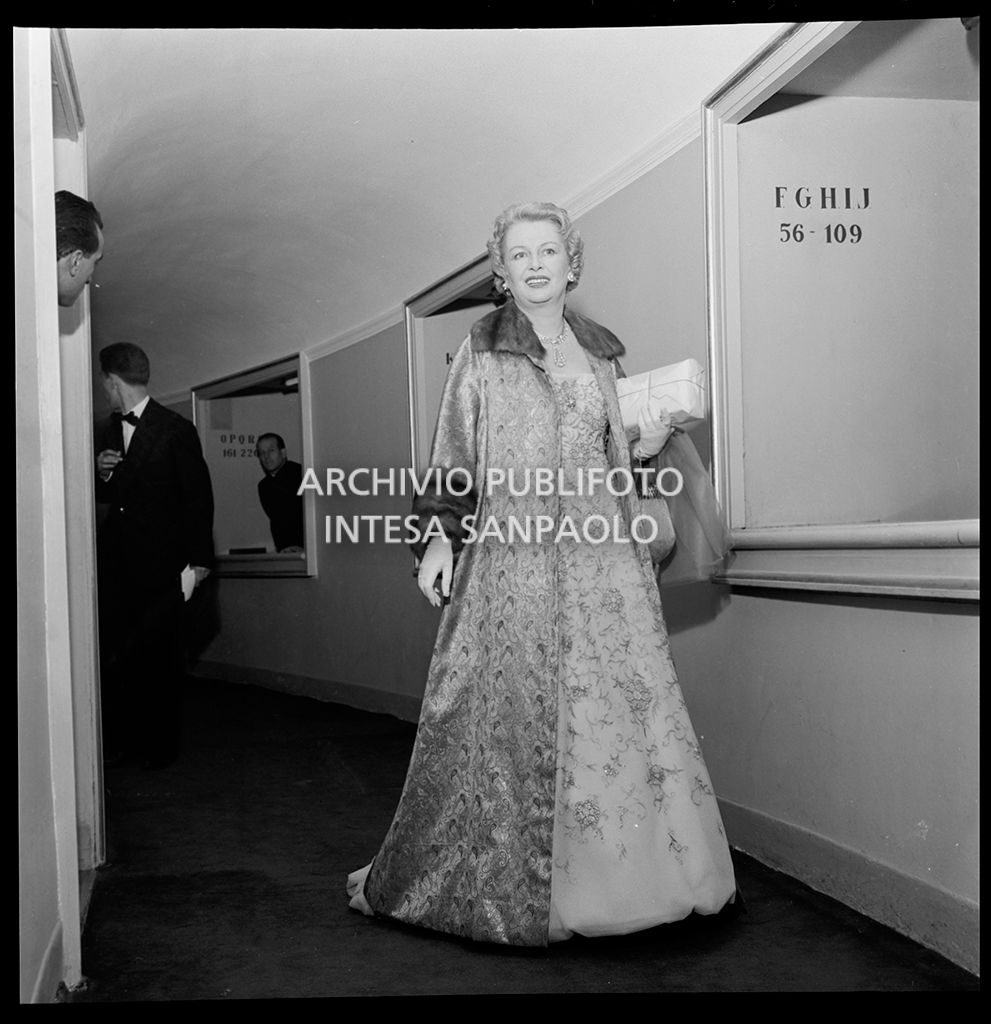 Inaugurazione della stagione lirica 1958-1959 del Teatro alla Scala con l'opera "Turandot", di Giacomo Puccini, diretta da Antonino Votto con la regia di Margherita Wallmann