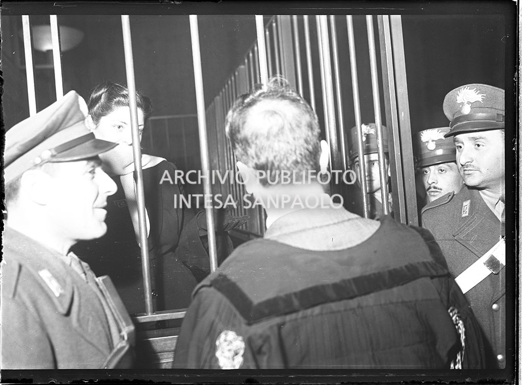 Caterina Fort nella gabbia degli imputati al processo in Corte d'Assise a Milano<br>64290