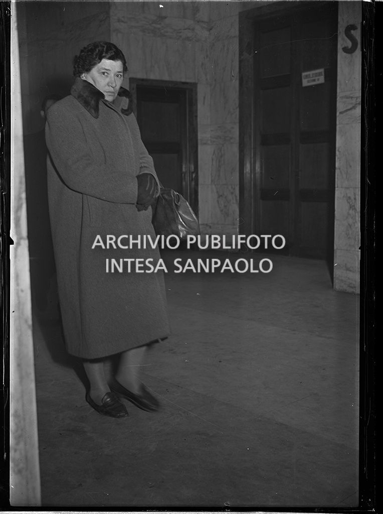 Anna Fort, sorella dell'imputata Caterina, al Tribunale di Milano durante il processo in Corte d'Assise<br>64295