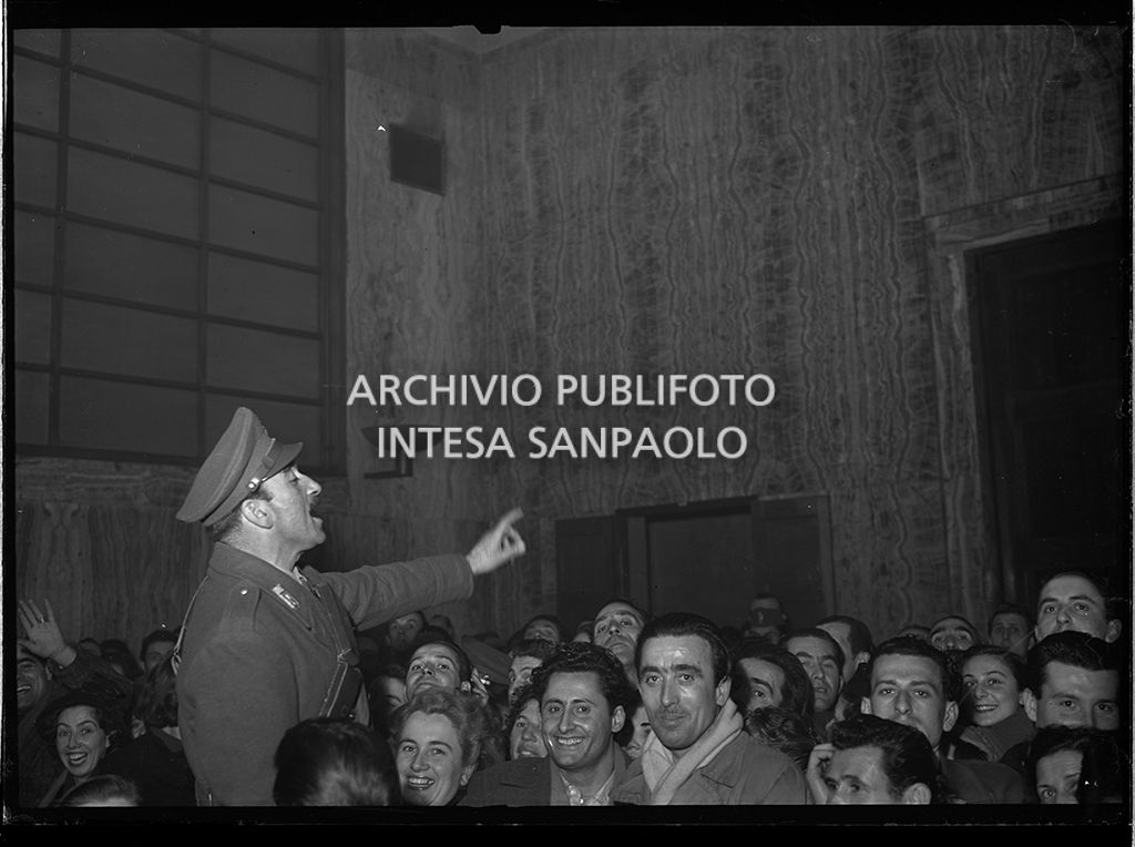 Un carabiniere si rivolge al pubblico in aula al processo in Corte d'Assise a Milano a Caterina Fort<br>64304