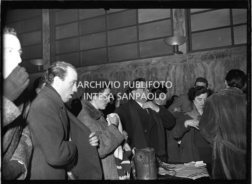 L'attore Aldo Fabrizi nell'aula del Tribunale di Milano dove è in corso il processo a Caterina Fort in Corte d'Assise<br>64321