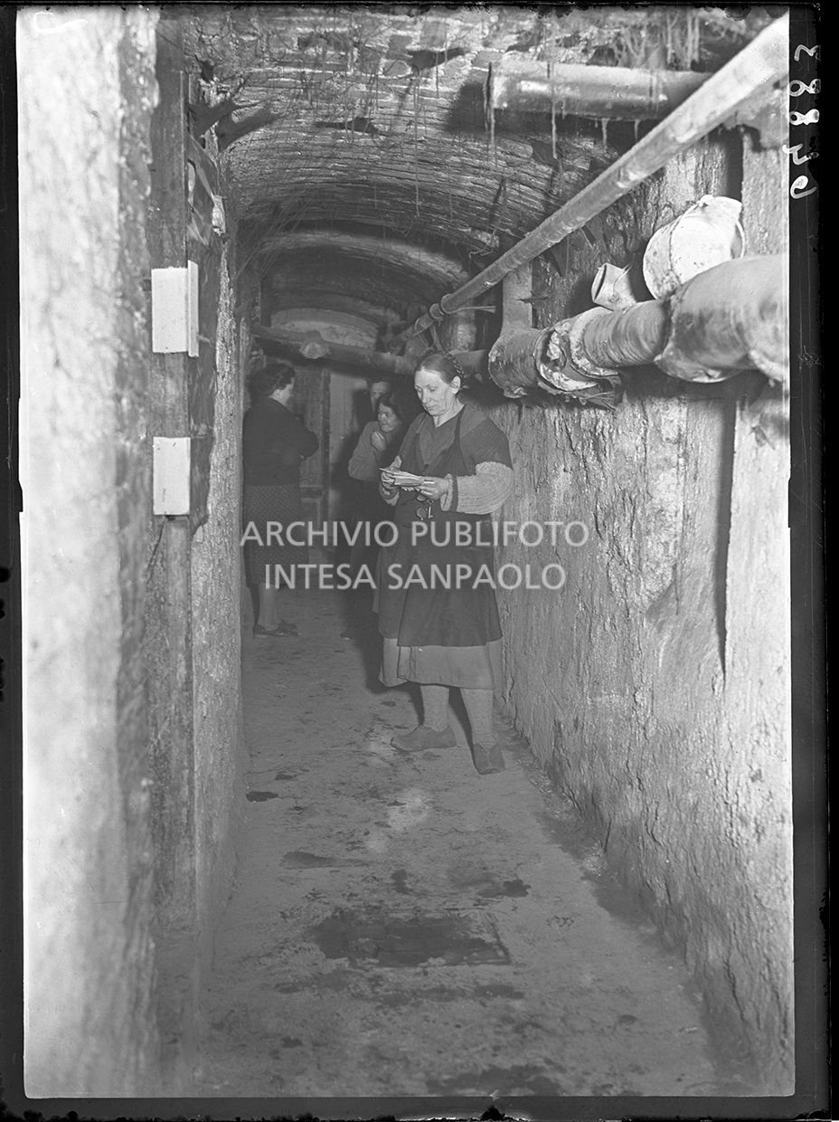 Barboni. Vita misera in via Quadrio