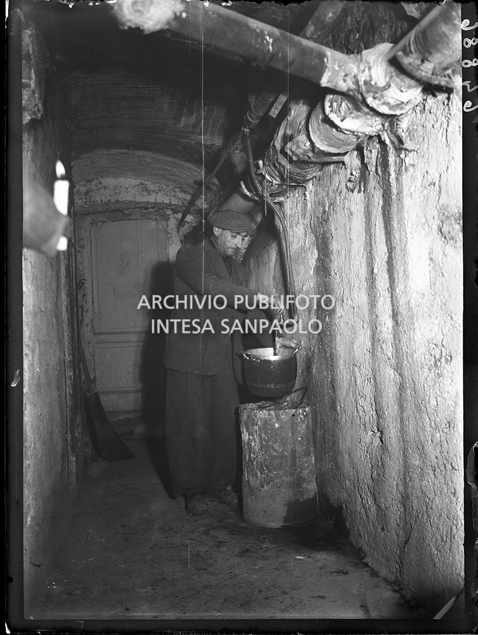 Barboni. Vita misera in via Quadrio