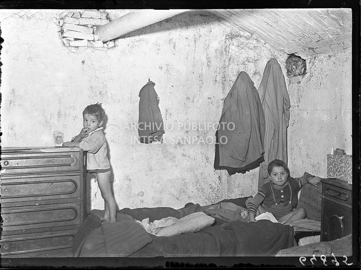 Barboni. Vita misera in via Quadrio