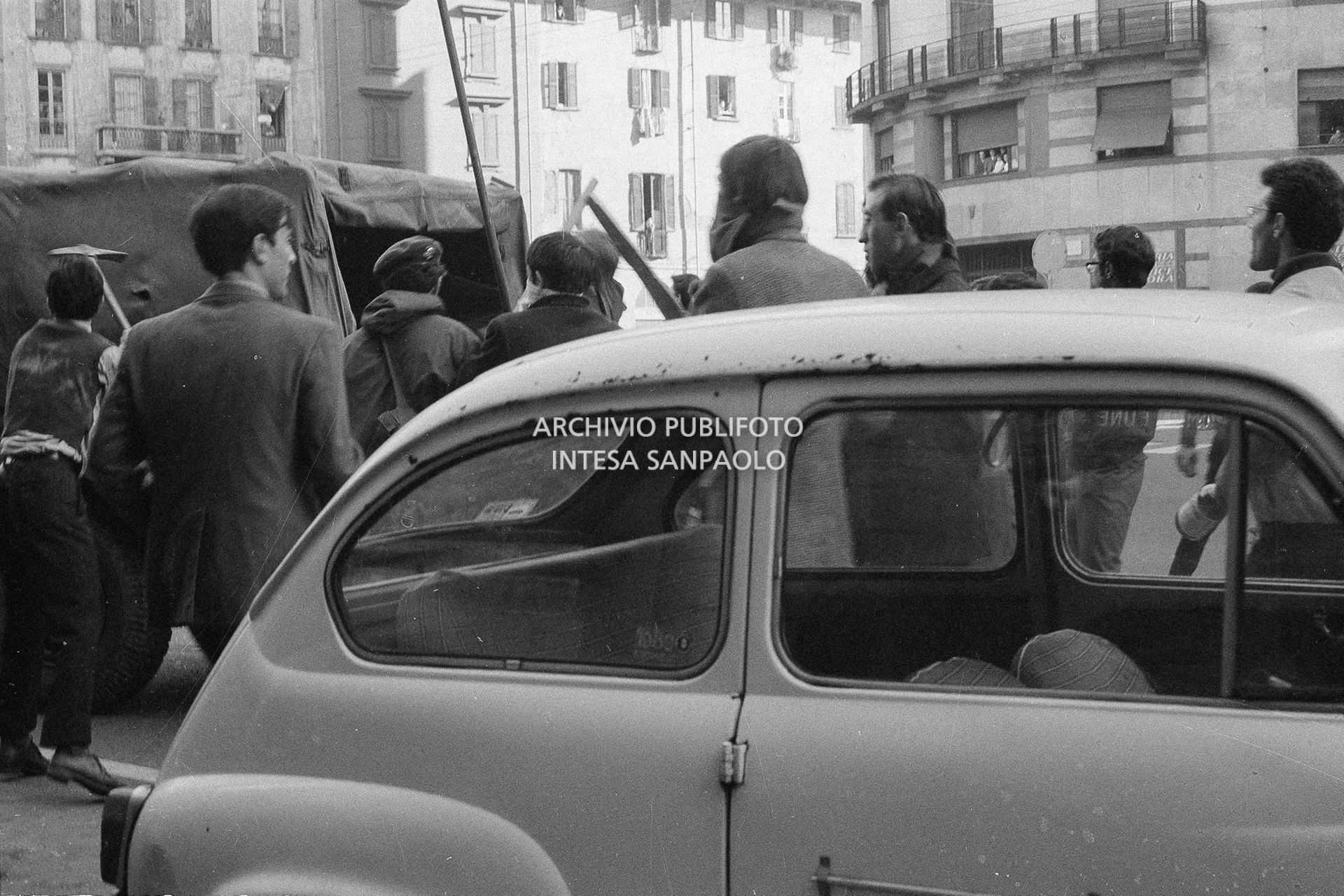 Sciopero generale per il caro casa. Morte di Antonio Annarumma