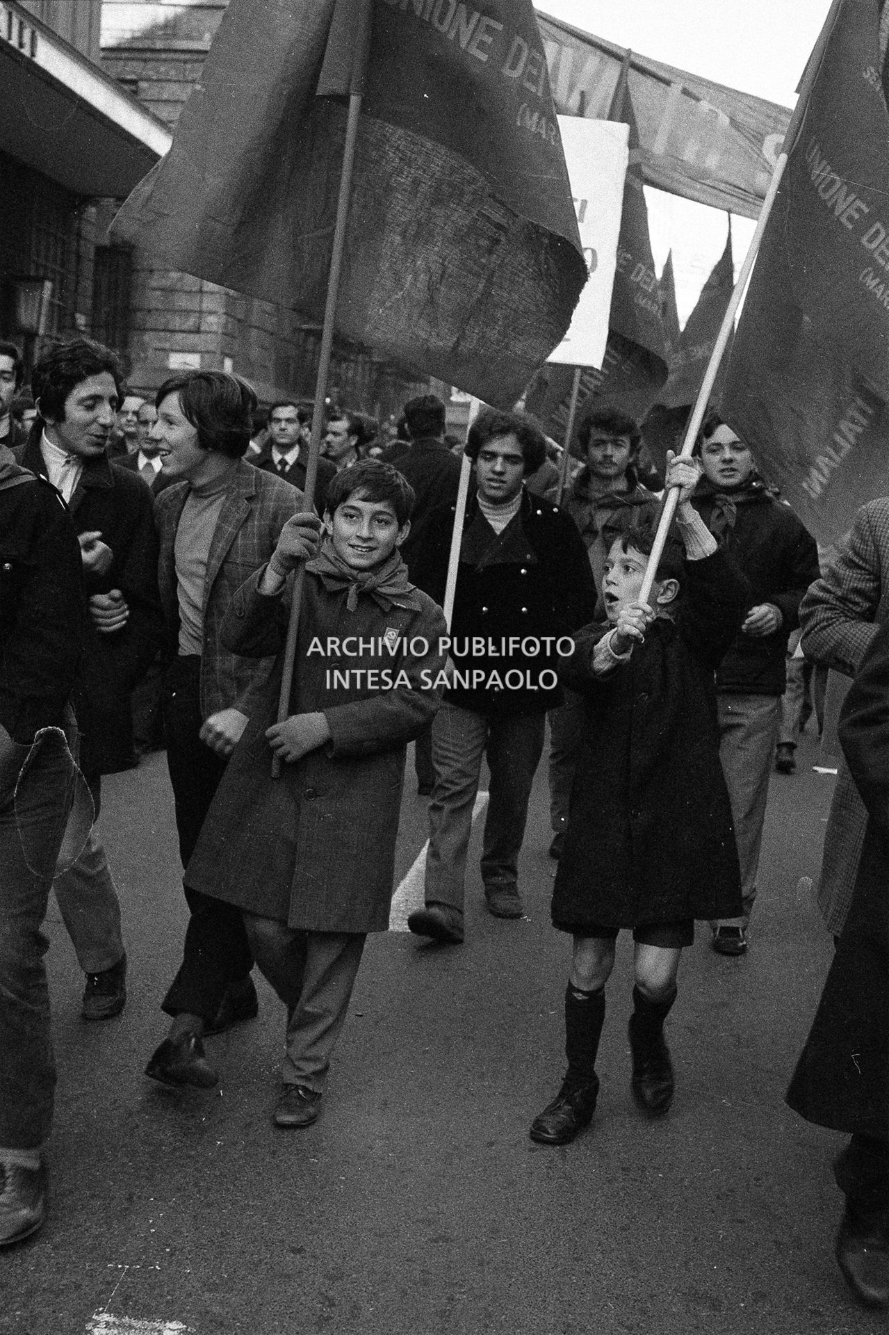 Sciopero generale per il caro casa. Morte di Antonio Annarumma