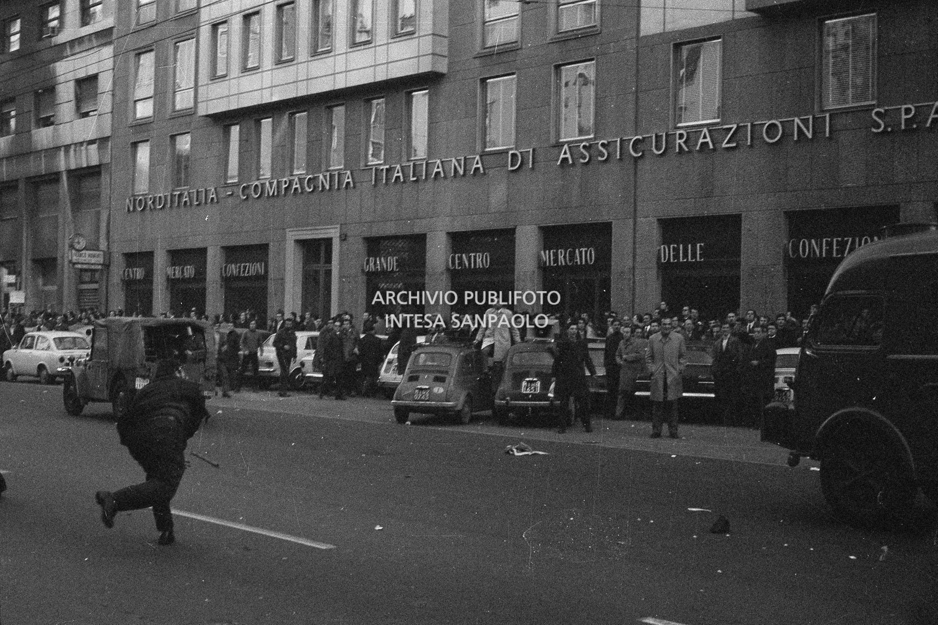 Sciopero generale per il caro casa. Morte di Antonio Annarumma