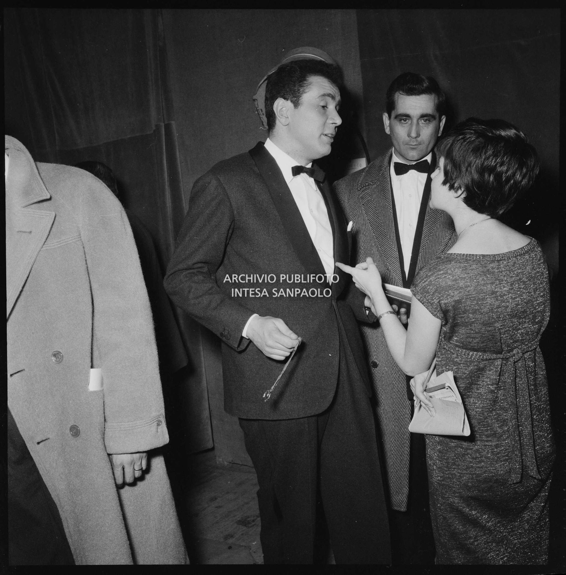 Enzo Tortora al IX Festival della canzone italiana di Sanremo in veste di presentatore