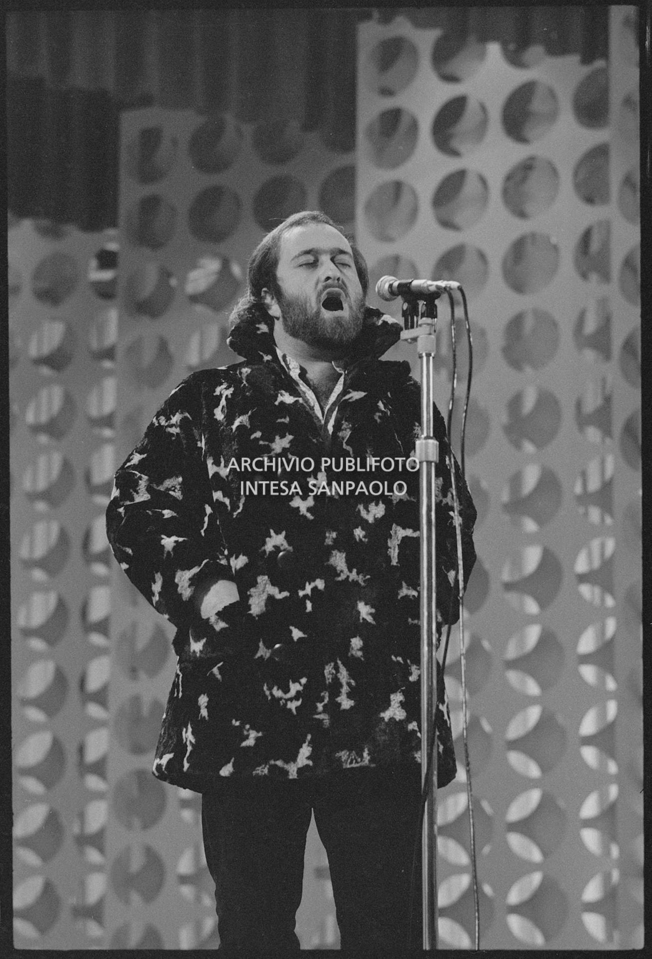 Lucio Dalla al XVII Festival della canzone italiana di Sanremo
