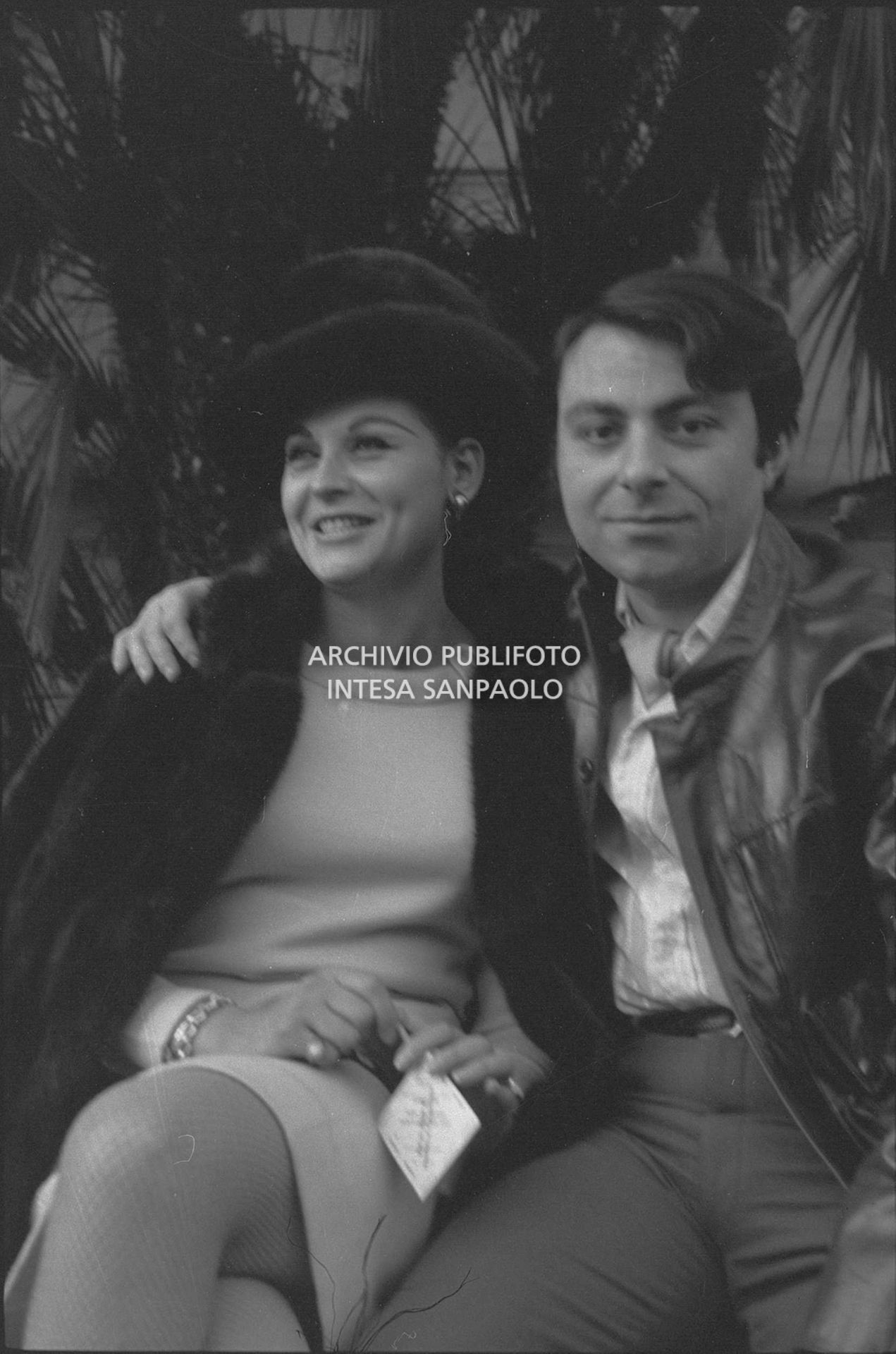 Peppino Gagliardi con la fidanzata Angela Luce al XVIII Festival della canzone italiana di Sanremo