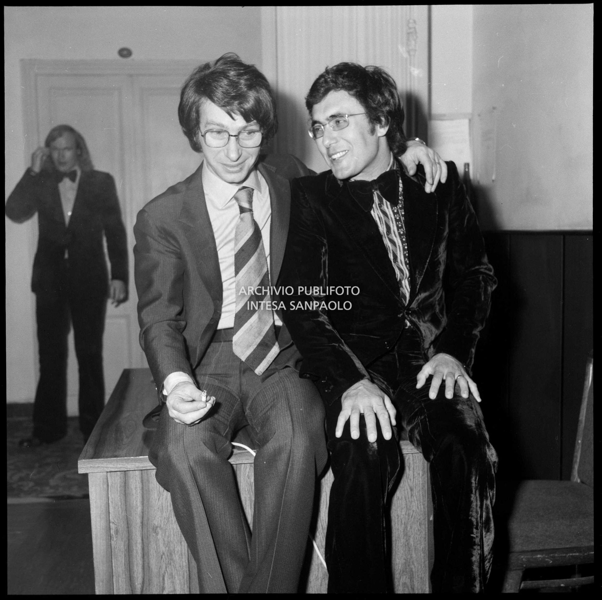 Nicola Di Bari e Al Bano dietro le quinte al XXIV Festival di Sanremo