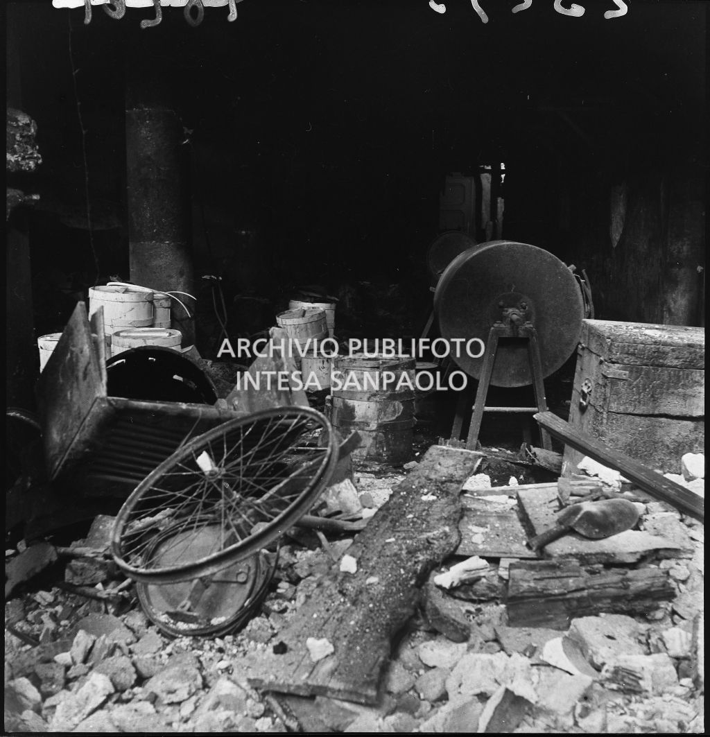 Bombardamenti. Anilina, Via Castelfidardo