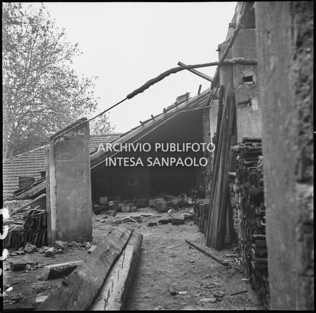 Bombardamenti. Adriatica, Piazza del Carmine