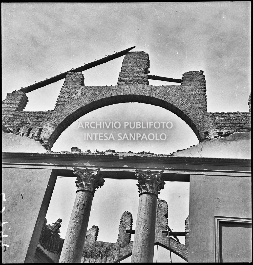 Saloni Napoleonici della Pinacoteca duramente colpiti dai bombardamenti