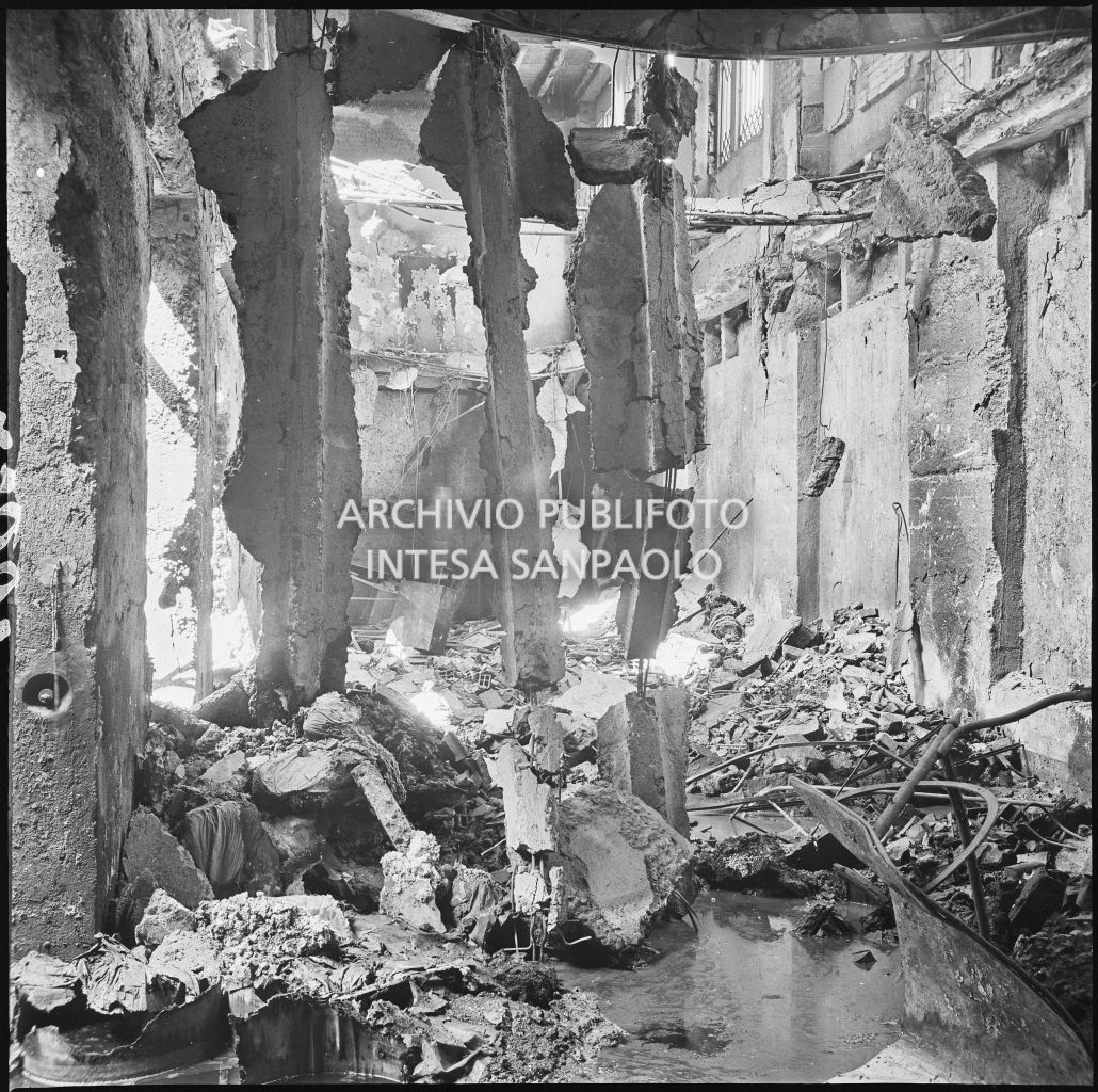 Particolare dei danni subiti dall'impresa Chiappetta a causa dei bombardamenti