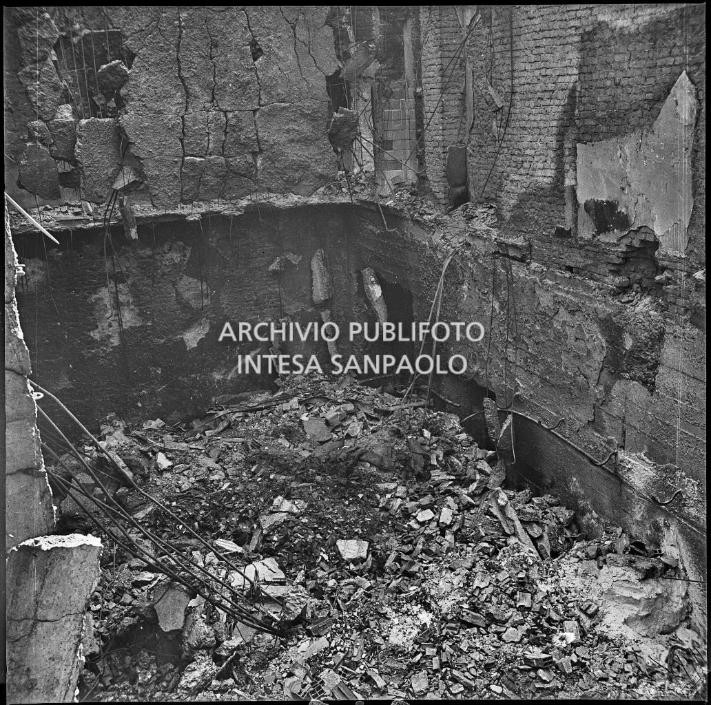 Particolare dei danni subiti dall'impresa Chiappetta a causa dei bombardamenti