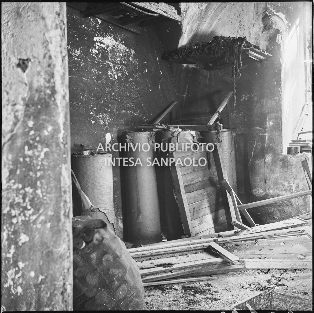 Bombardamenti. Cassa di Risparmio