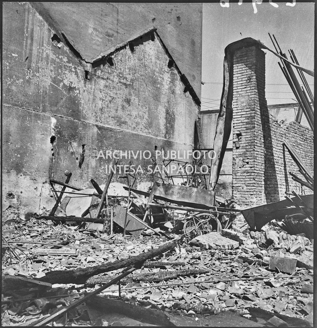 Bombardamenti. Colombo Siro