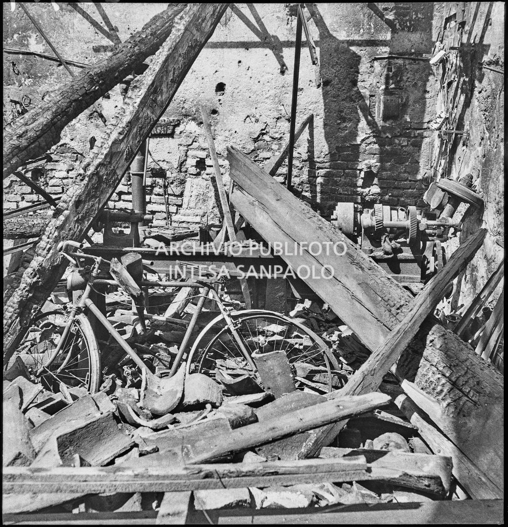 Bombardamenti. Colombo Siro