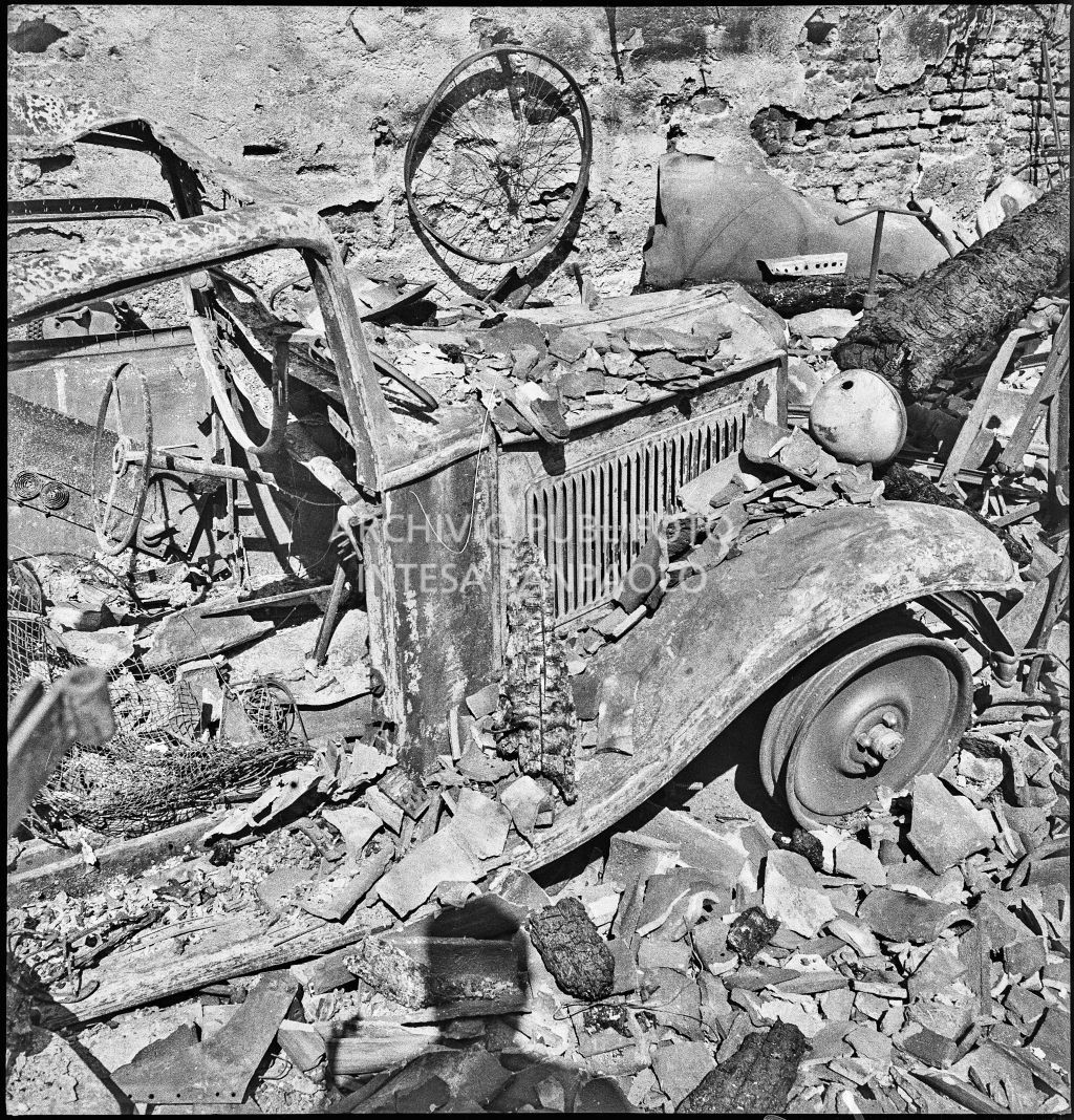 Bombardamenti. Colombo Siro