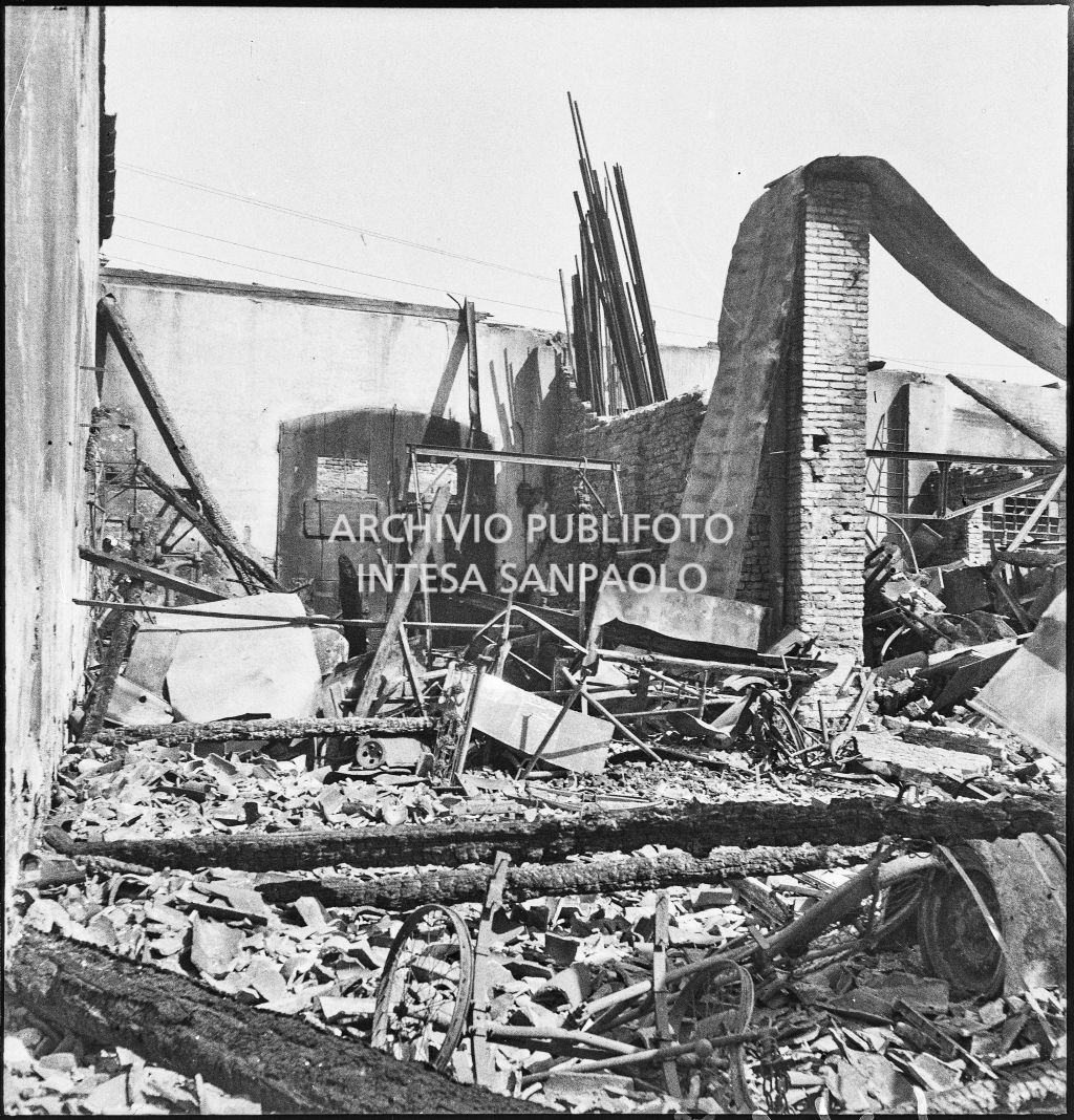 Bombardamenti. Colombo Siro