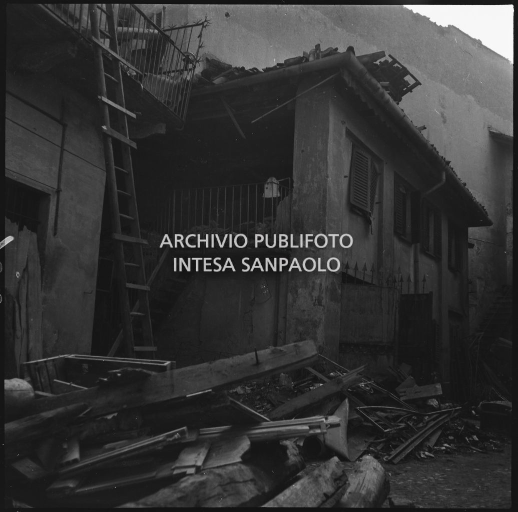 Bombardamenti. Castoldi